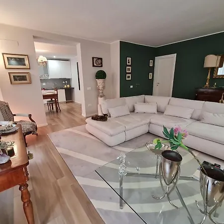 Appartamento Queen With Double Bed
